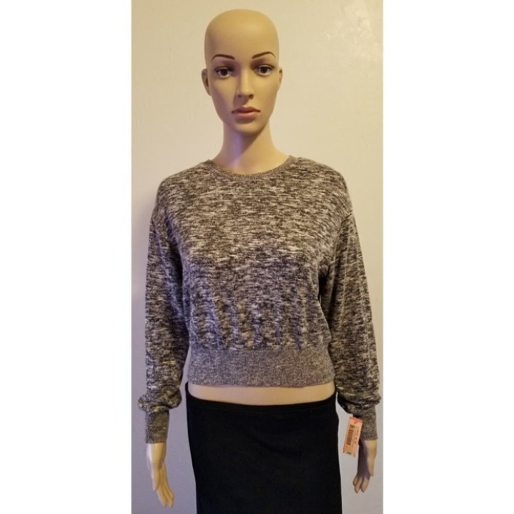 Colsie Sweater - Picture 2 of 6